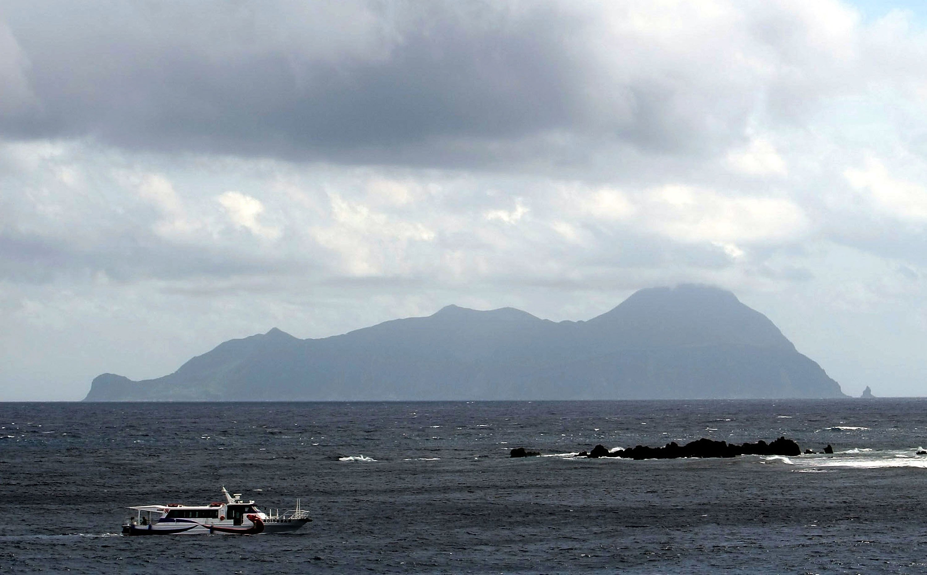 Terremoto de magnitude 5,5 atinge ilha no Japão; mais de 900 tremores foram registrados na região