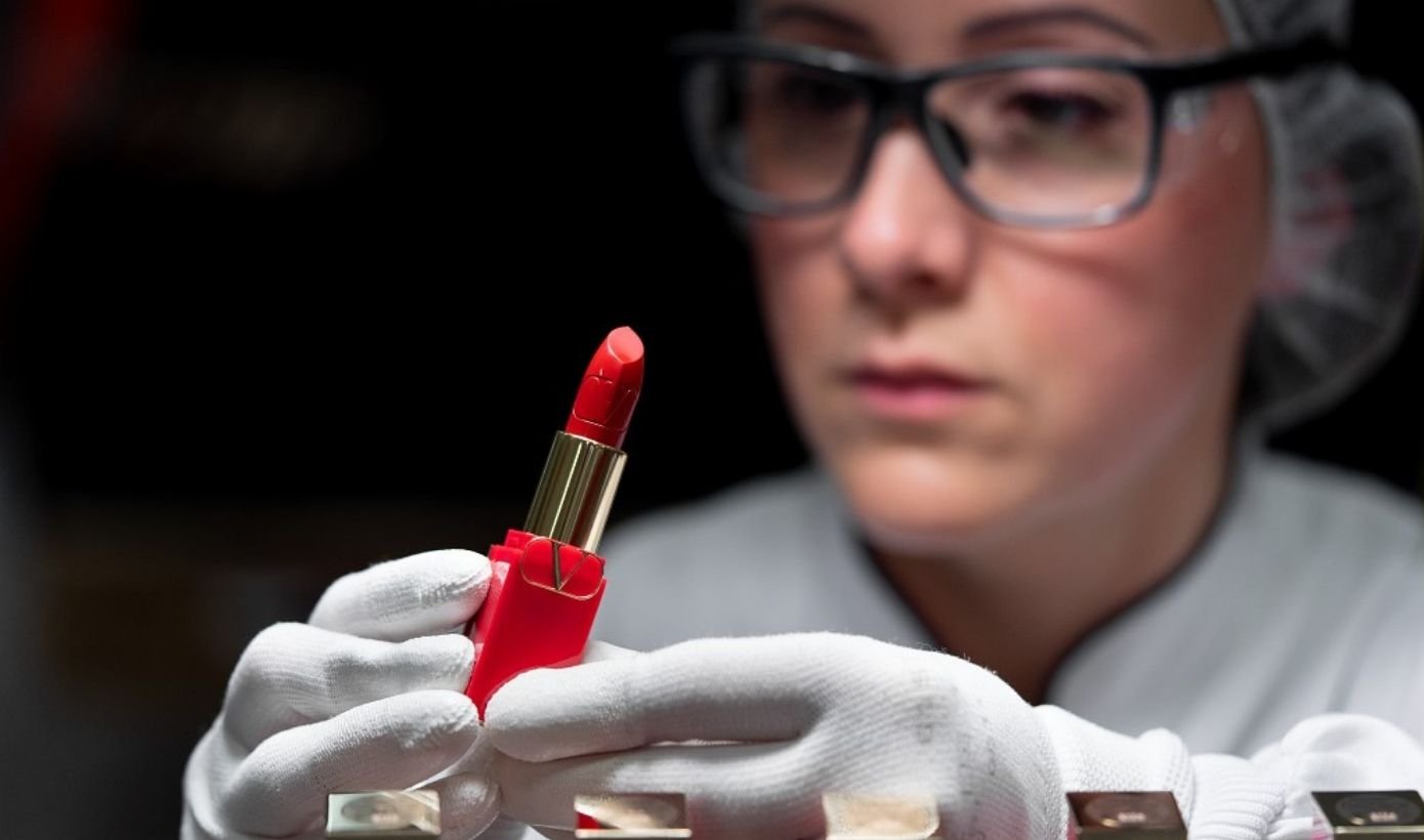 A força da beleza: Grupo L’Oréal movimenta R$ 19,5 bilhões e impulsiona 43 mil empregos no Brasil