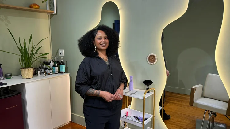 Kelly Barbosa, fundadora da Studio PantherBlack: “Quero empreender, mas também estar ao lado da minha filha, hoje com nove anos, que é a prioridade”