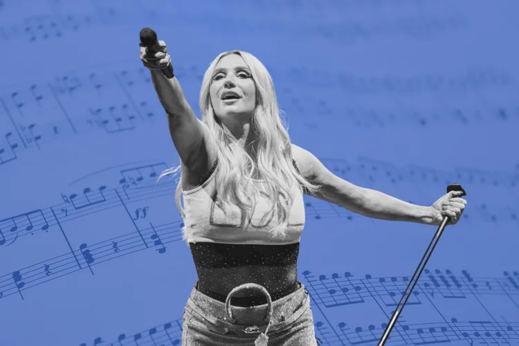 Kesha: cantora ficou conhecida pela imagem de "festeira", mas passou anos enfrentando batalha judicial nos bastidores (Getty Images / Edição EXAME)