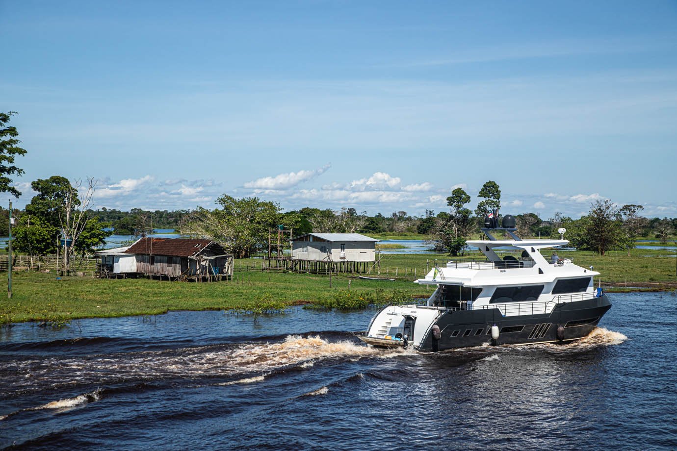 Rio Amazonas - lancha - amazonia - 

Foto: Leandro Fonseca
Data: 02/07/2025