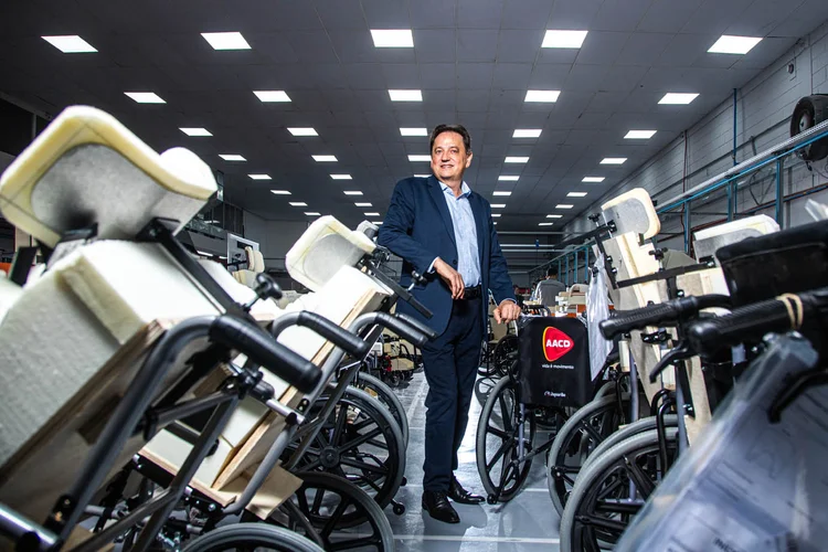 Valdesir Galvan, CEO da AACD: “A inclusão de adultos no atendimento, especialmente idosos, foi um reflexo do envelhecimento da população e das novas necessidades dessa faixa etária” (Leandro Fonseca /Exame)
