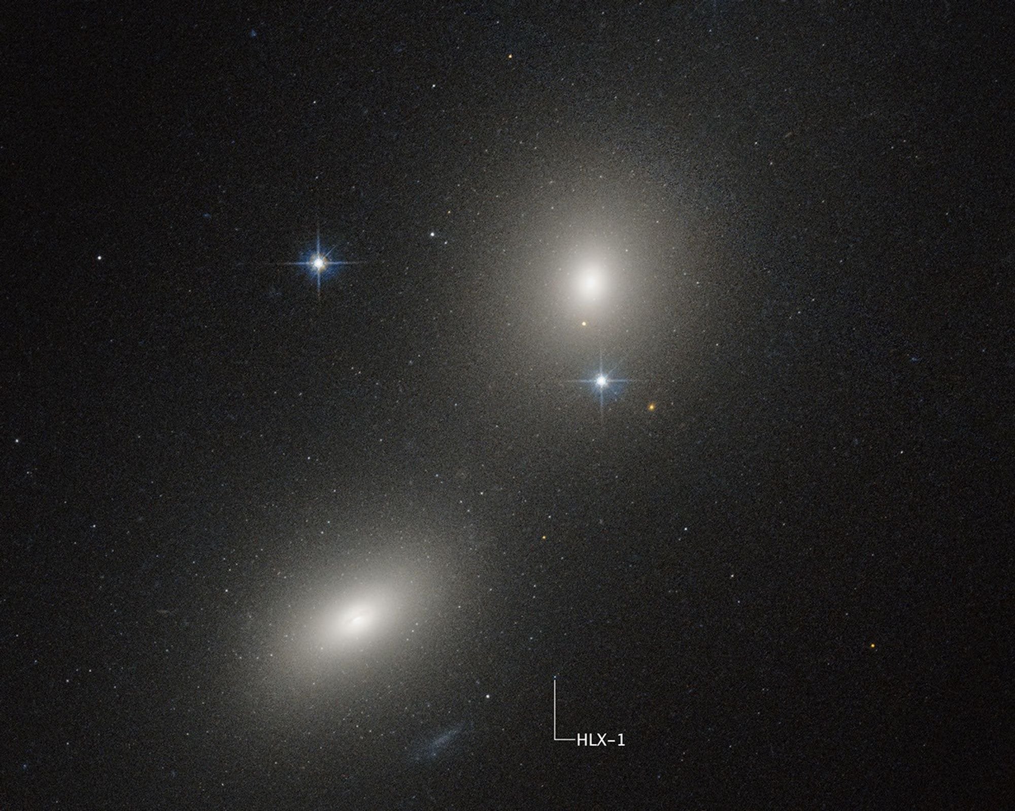 Raro buraco negro a 40 mil anos-luz é encontrado pela NASA