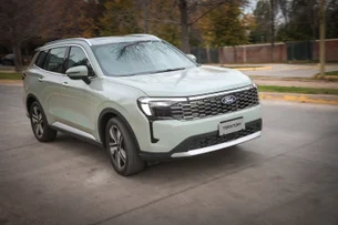 Por que as ações da Ford estão indo melhor que as da Tesla em 2025