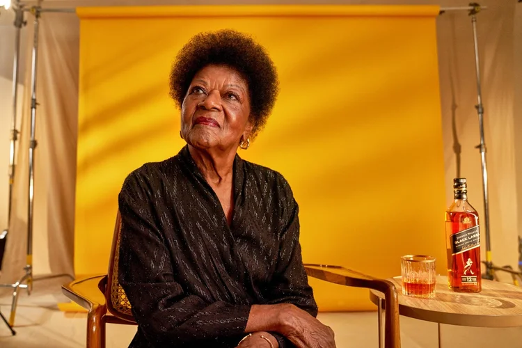 Alaíde Costa: reconhecida como Mãe da Bossa Nova na campanha “Errata aos 88”, criada por AlmapBBDO para Johnnie Walker
 (Divulgação)