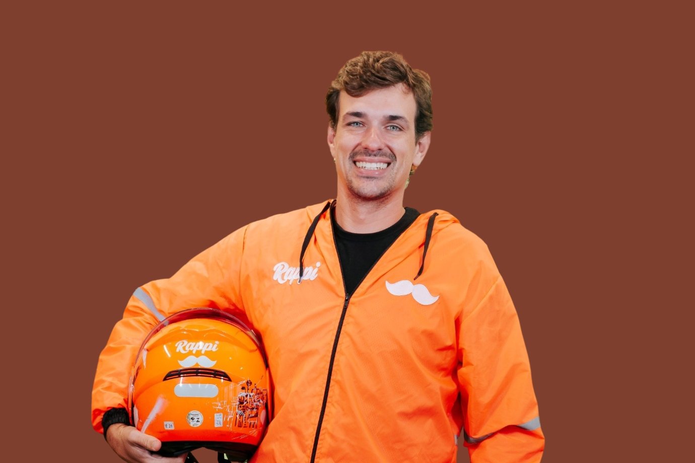 Imagem referente à notícia: O plano da Rappi Turbo para entregar camisetas da Insider em até 10 minutos