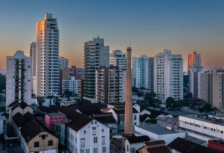 08/07/2025 - Joinville , SC , Brasil. Vistas do centro da cidade de Joinville .  (Ricardo Wolffenbüttel/ Especial Exame)