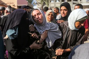 Imagem referente à matéria: Ao menos 60 palestinos morrem em ataque israelense perto de centro de ajuda em Gaza