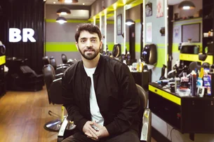 Por dentro da barbearia do futuro: sem gerente, com reconhecimento facial e receita de R$ 16 milhões