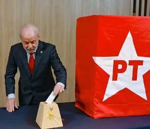 Imagem referente à matéria: Lula vota, do Rio, em eleição para o comando do PT