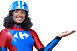 Lembra da patinadora do Carrefour? Ela está de volta em campanha de 50 anos da rede