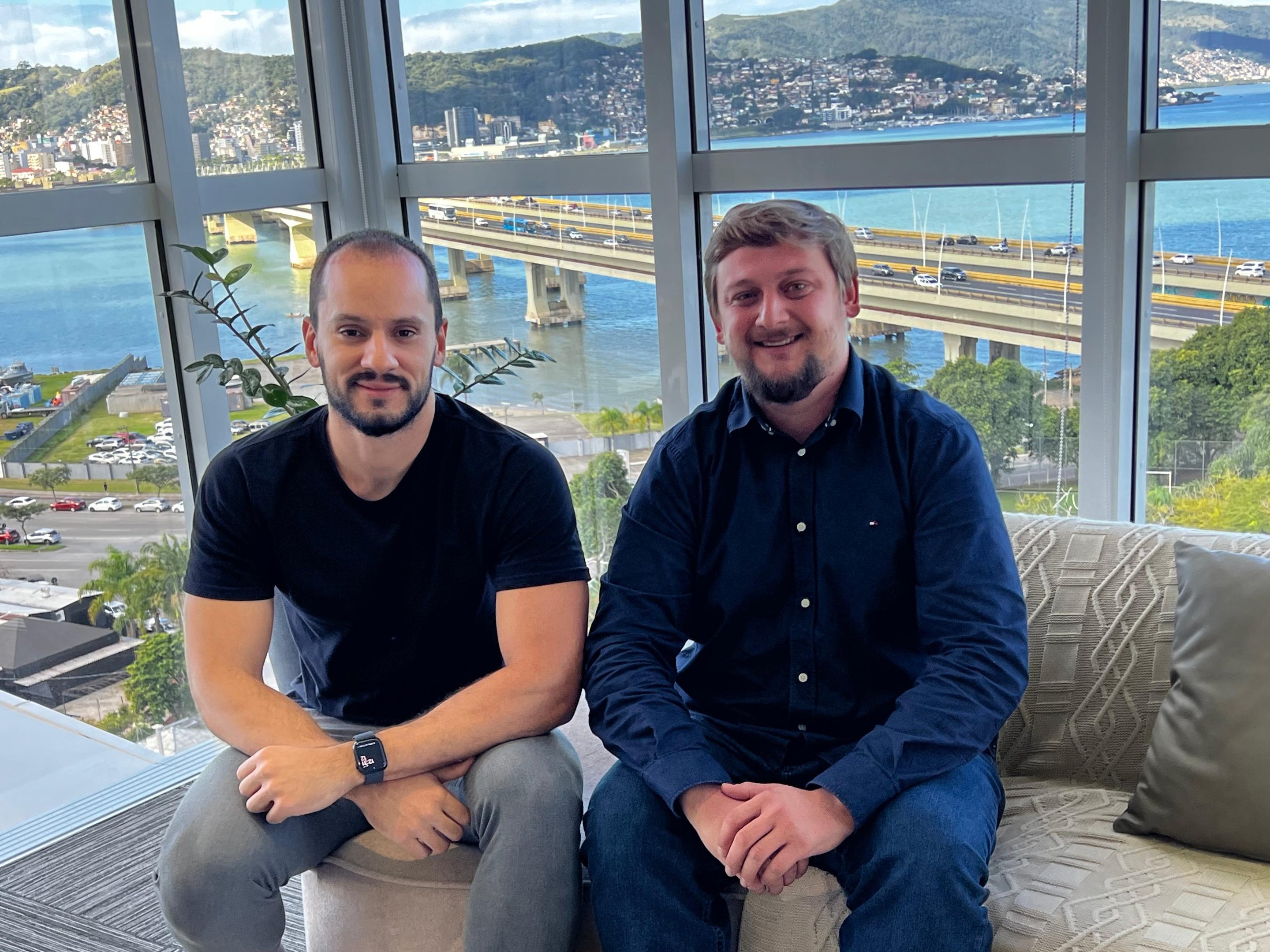 M&A das vendas: SalesHunter compra parte da Connect Sales e aposta em IA