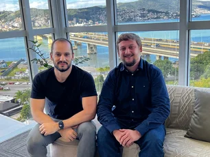 Imagem referente à matéria: M&A das vendas: SalesHunter compra parte da Connect Sales e aposta em IA