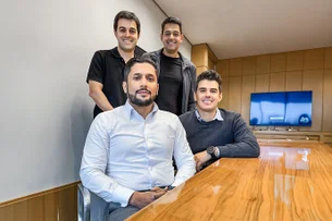 Track e Indecx se juntam para expandir presença no mercado de experiência do cliente