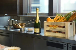 Imagem referente à matéria: Como a cenoura se tornou a protagonista no champanhe mais luxuoso da LVMH