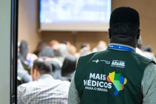 Imagem referente à matéria: Por que o Mais Médicos está na mira do governo Trump?
