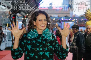 'O que eu faço como atriz, a IA não consegue fazer', diz Denise Fraga em Gramado