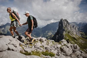Tinder das Montanhas: cadernos de amor ajudam casais a se encontrarem na Suíça