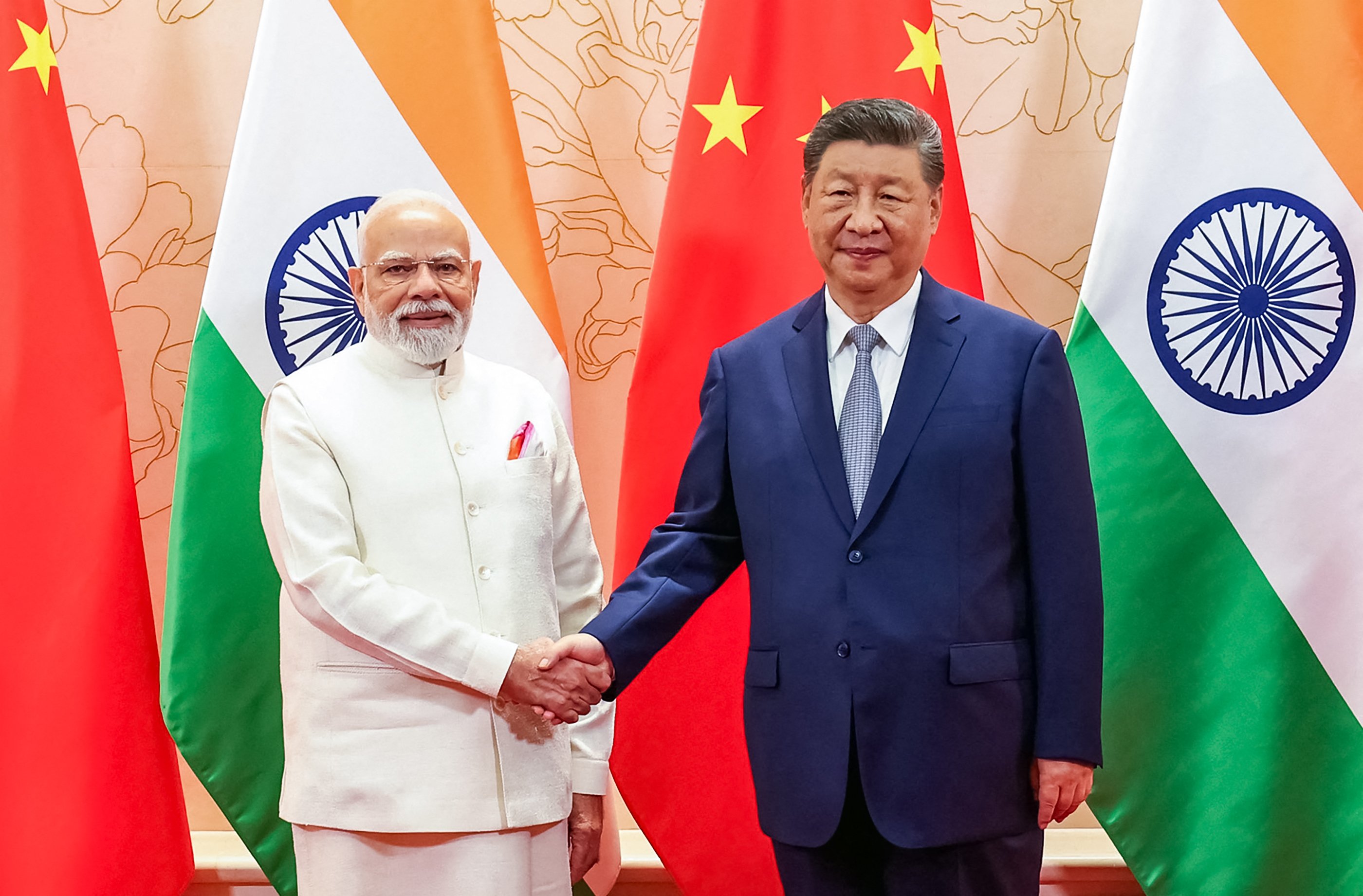 Putin e Modi participam de reunião de cúpula organizada por Xi na China