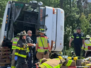 Acidente com ônibus deixa vários mortos no estado de Nova York