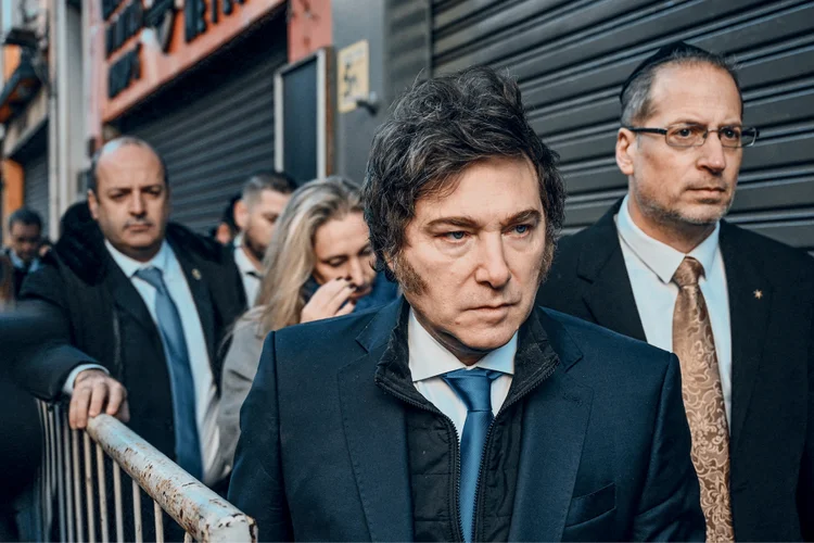 O presidente Javier Milei: Argentina terá eleições para o Congresso em outubro (Luis Robayo/AFP/Getty Images)