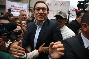 Martín Vizcarra, ex-presidente do Peru, é preso preventivamente por acusação de suborno