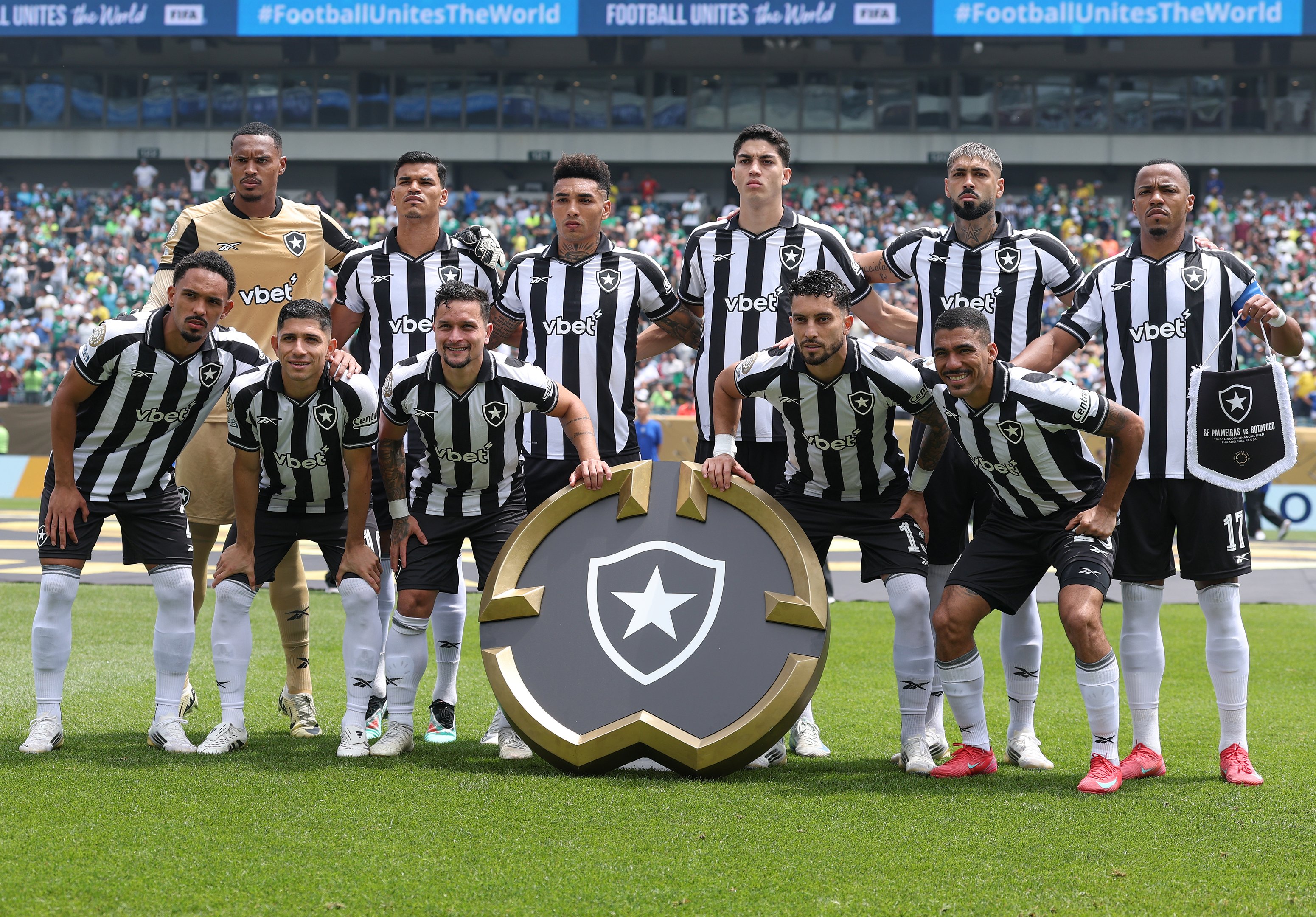 Bola de Ouro: Botafogo é indicado a time do ano; saiba quais times concorrem