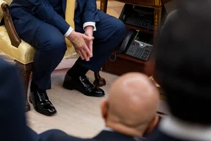 Imagem referente à matéria: O que acontece com as mãos de Trump? Entenda a condição do presidente dos EUA