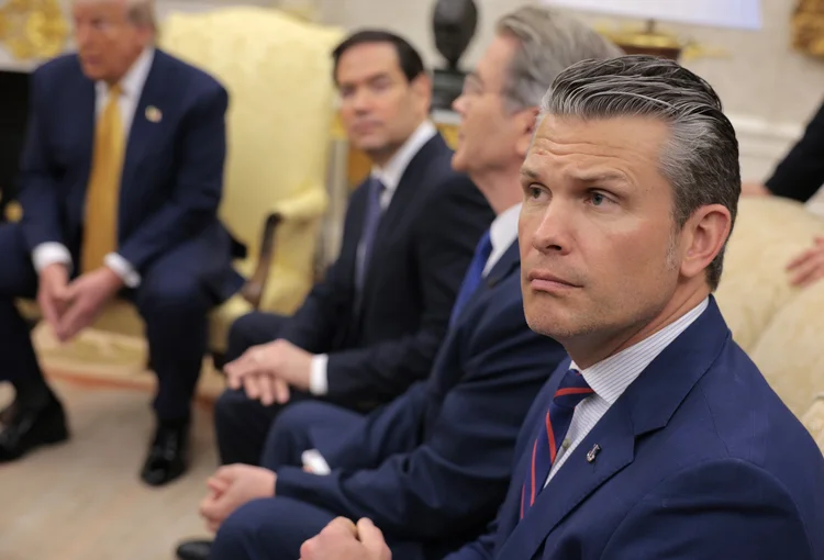 Pete Hegseth: secretário de Defesa dos Estados Unidos entrou em debate com ala cristã progressista. (Chip Somodevilla/Getty Images)