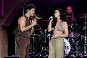 Imagem referente à matéria: Camp Rock 3? Jonas Brothers e Demi Lovato se reúnem em show nos EUA; veja o que se sabe