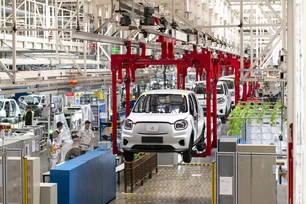 Imagem referente à matéria: Montadora chinesa dispara 200% na bolsa e desafia rivais com SUV elétrico de R$ 100 mil
