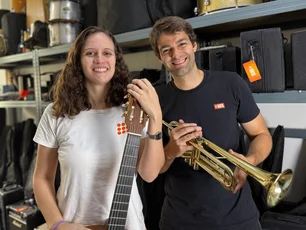 Imagem referente à matéria: Da paixão ao milhão: este casal largou tudo para lucrar com aparelhos musicais