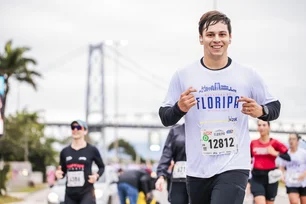 Imagem referente à matéria: 19 mil atletas e R$ 80 mi para a economia local: a promessa da Maratona Internacional de Floripa