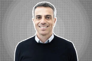 Imagem referente à matéria: Mudanças na Azzas: Sachete será CEO de calçados; Eric Alencar, ex-Carrefour, assume como CFO