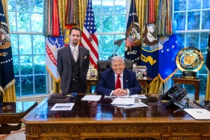 Imagem referente à matéria: Trump anuncia novo chefe de estatísticas após demitir gestora por números 'ruins' de emprego