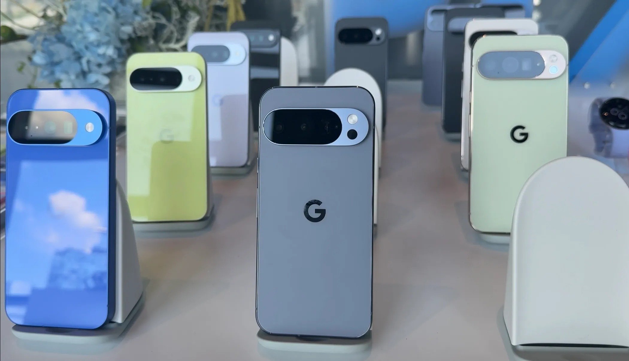 Google antecipa iPhone 17 e lança Pixel 10 com arsenal de IA