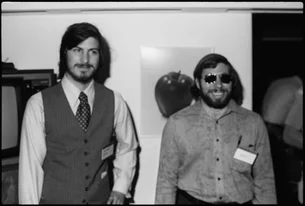 Por que um dos fundadores da Apple vendeu todas as ações da empresa