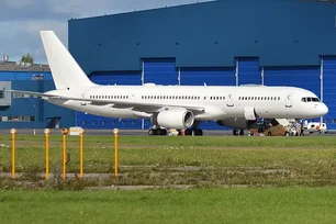 Imagem referente à matéria: Avião da Força Aérea dos EUA pousa no Brasil