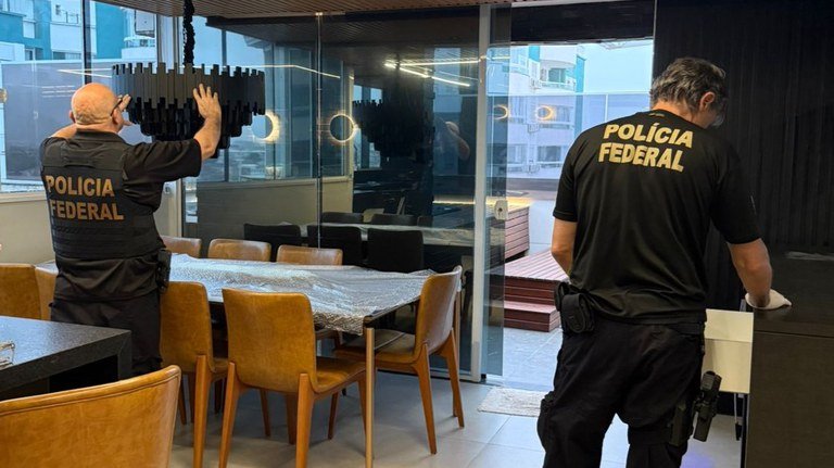 PF e polícia da Irlanda fazem operação conjunta contra tráfico internacional de pessoas
