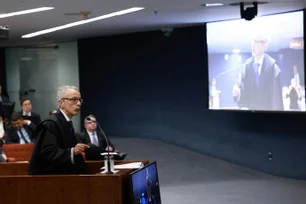 Imagem referente à matéria: Defesa diz que Cid 'jamais articulou golpe' e defende validade de delação premiada