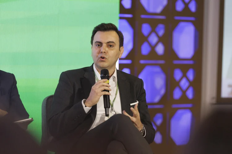 Edson Guimarães, CEO da LOTS Group para a América Latina, durante fórum em São Paulo (Isaac Fontana/EFE)