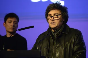 Imagem referente à matéria: Partido de Milei sofre derrota para peronistas nas eleições legislativas de Buenos Aires
