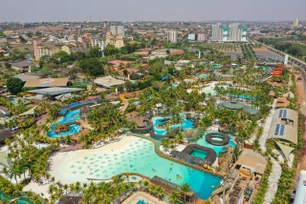 Imagem referente à matéria: No interior de SP, o 2º maior parque aquático do mundo fatura R$ 240 milhões e investe sem parar