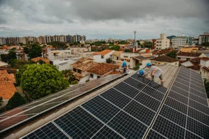 Baterias começam a virar requisito para investimento em energia solar – e empresas já notaram
