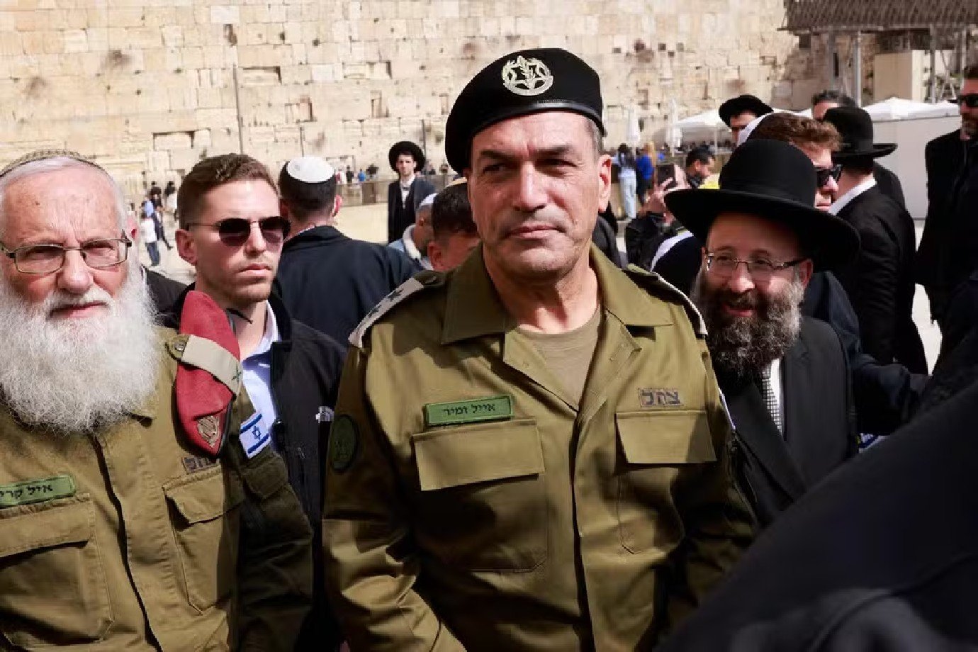 Israel inicia nova fase da ofensiva na Cidade de Gaza com convocação de reservistas