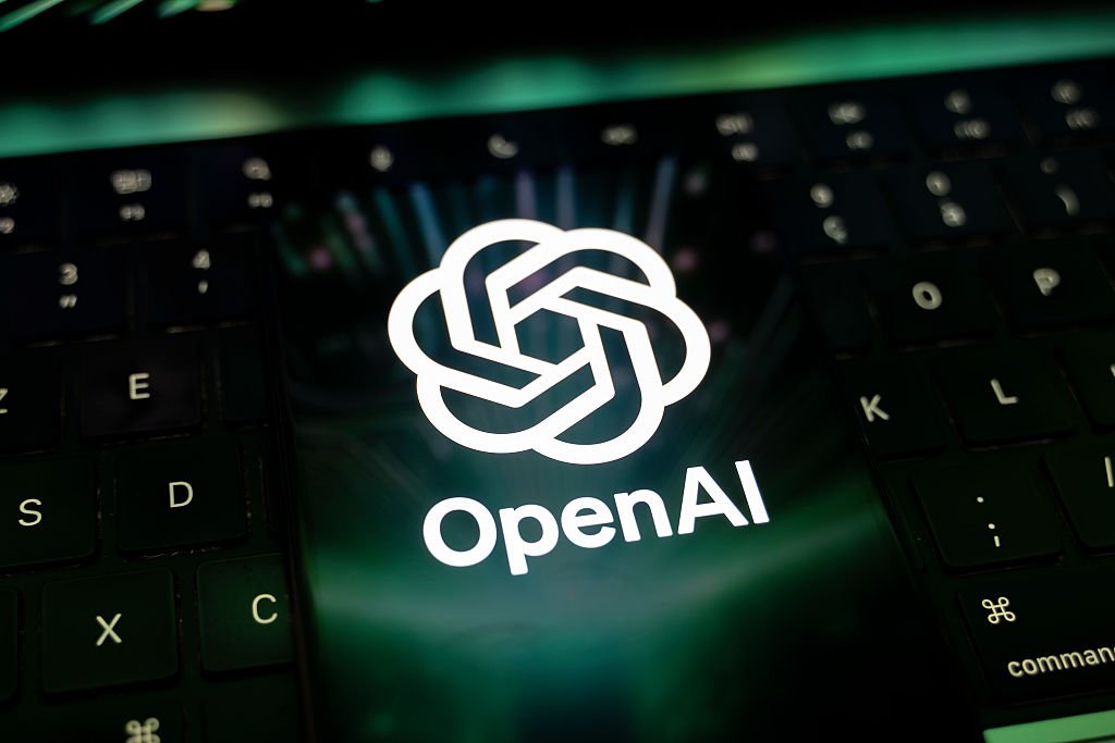 OpenAI lança o Sora App e entra na disputa das redes sociais com vídeos de IA