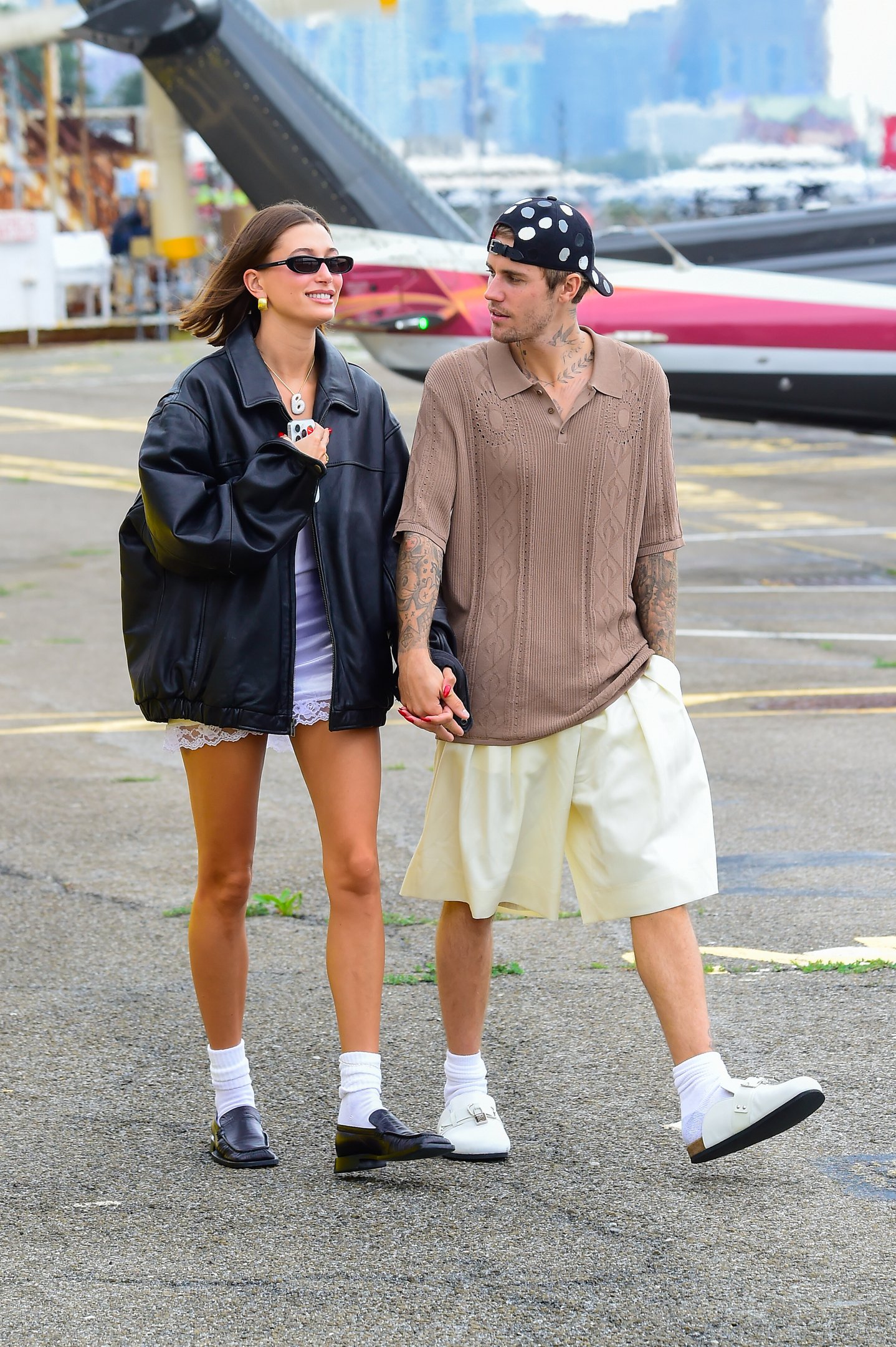 NEW YORK, NEW YORK - AUGUST 29: Hailey Bieber and Justin Bieber are seen on August 29, 2023 in New York City. (Photo by Raymond Hall/GC Images )