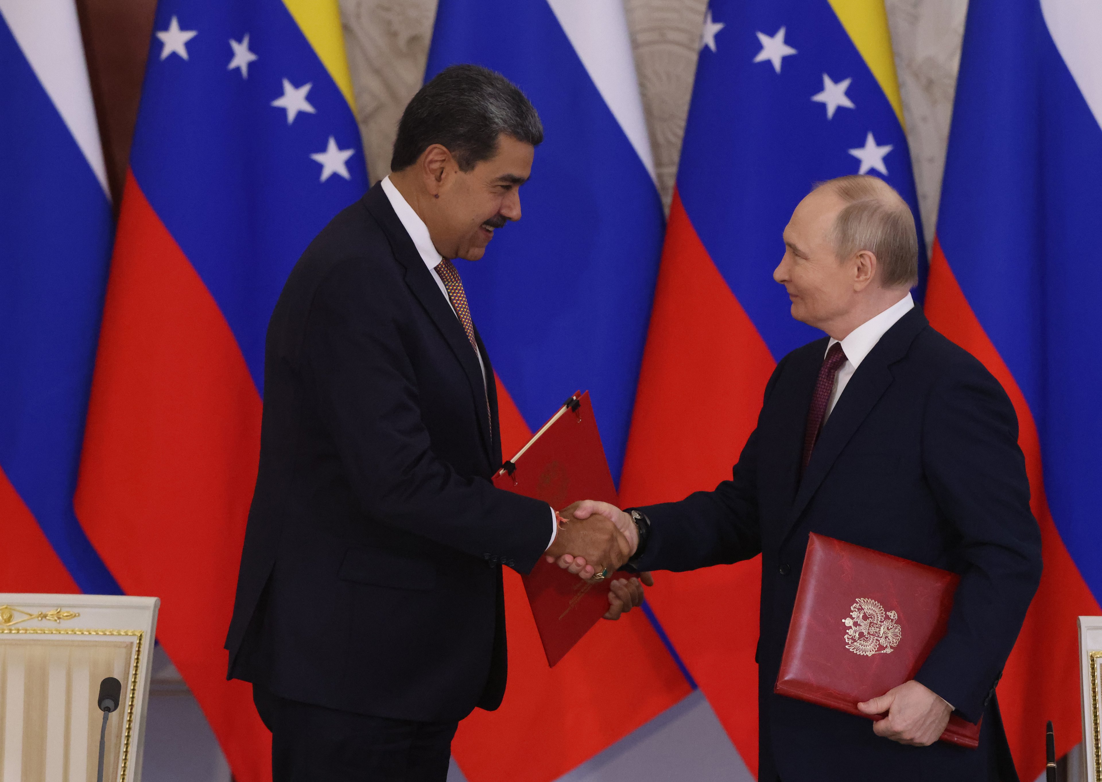 Venezuela e Rússia avançam em acordo de parceria estratégica