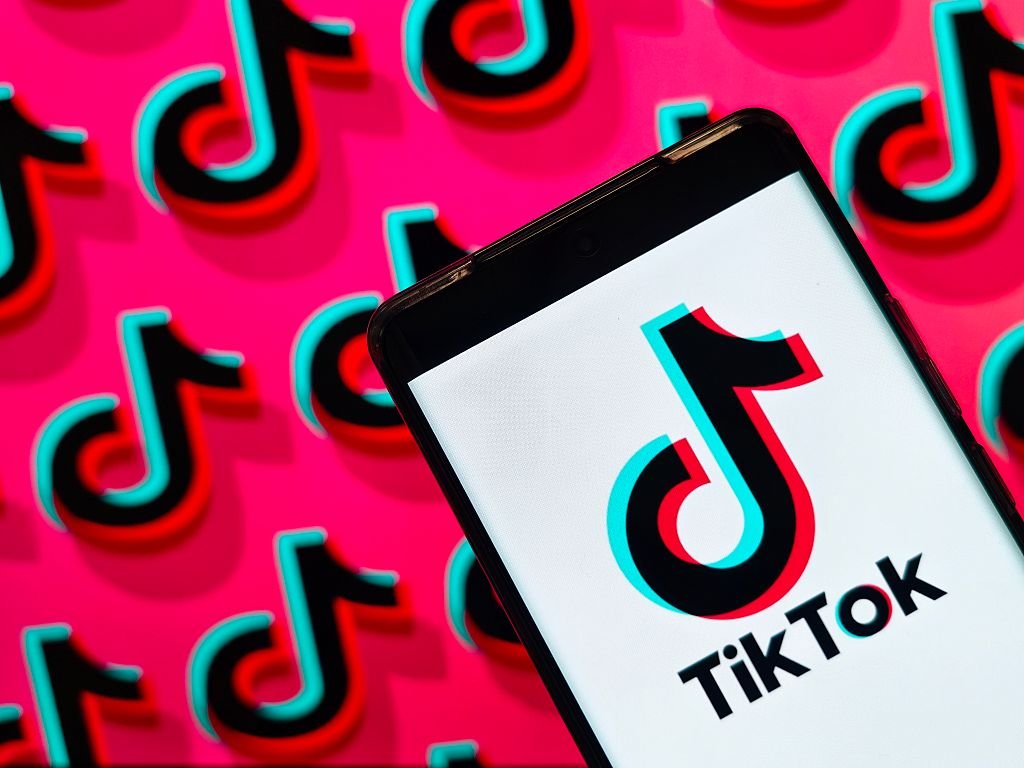 Vende-se o TikTok: Oracle, de Larry Ellison, deve sair vitoriosa na corrida pelo app chinês nos EUA
