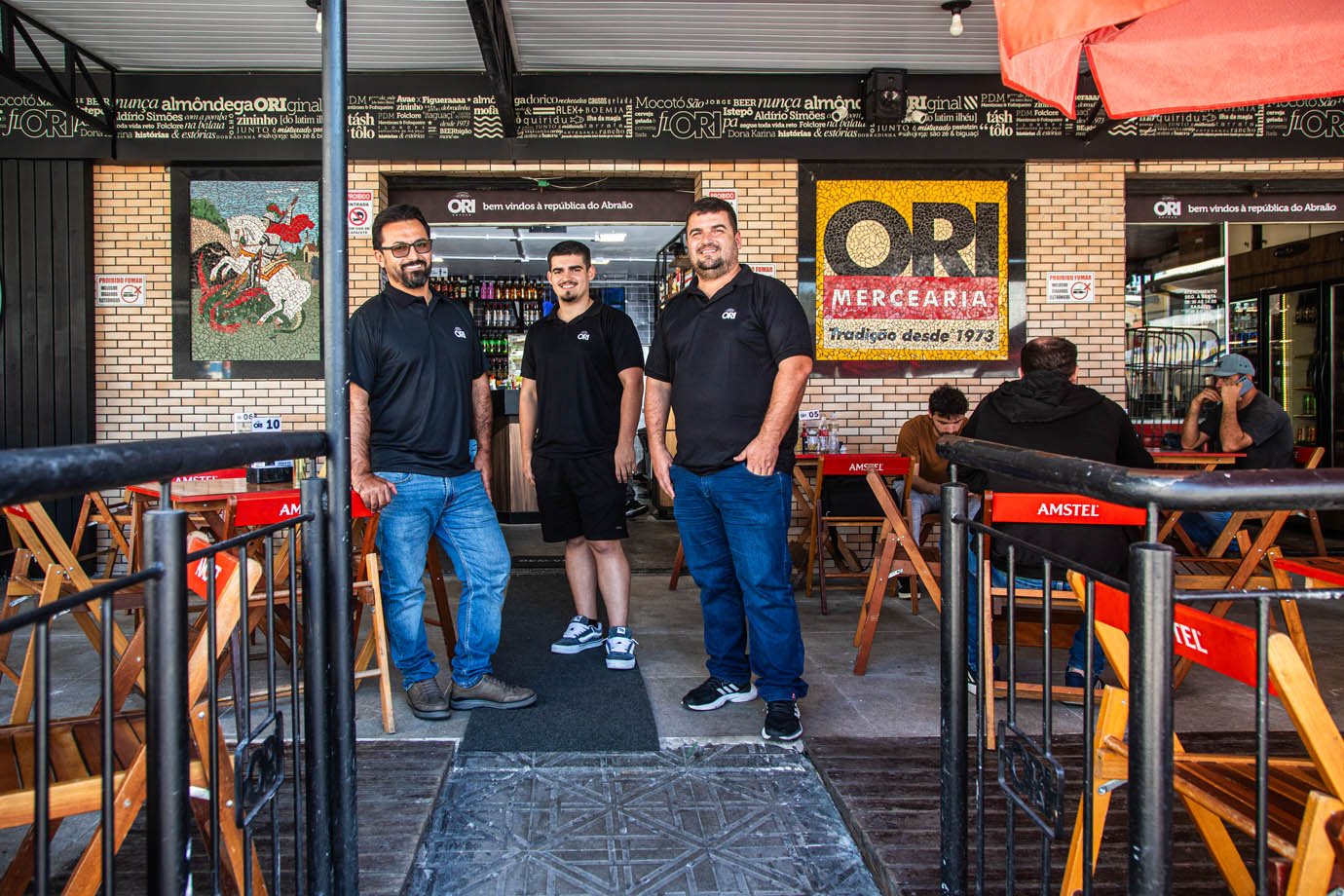 Irmãos transformam bar do Ori, em Florianópolis, em rede que vende 1 milhão de almôndegas por ano
